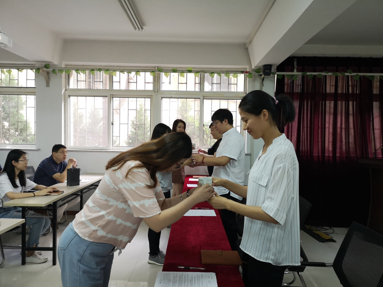 1569228695103835209B.jpg